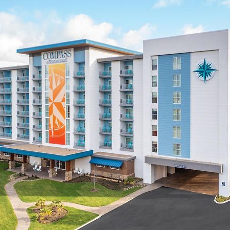 Compass By Margaritaville Hotel Пиджен Фордж Екстериор снимка