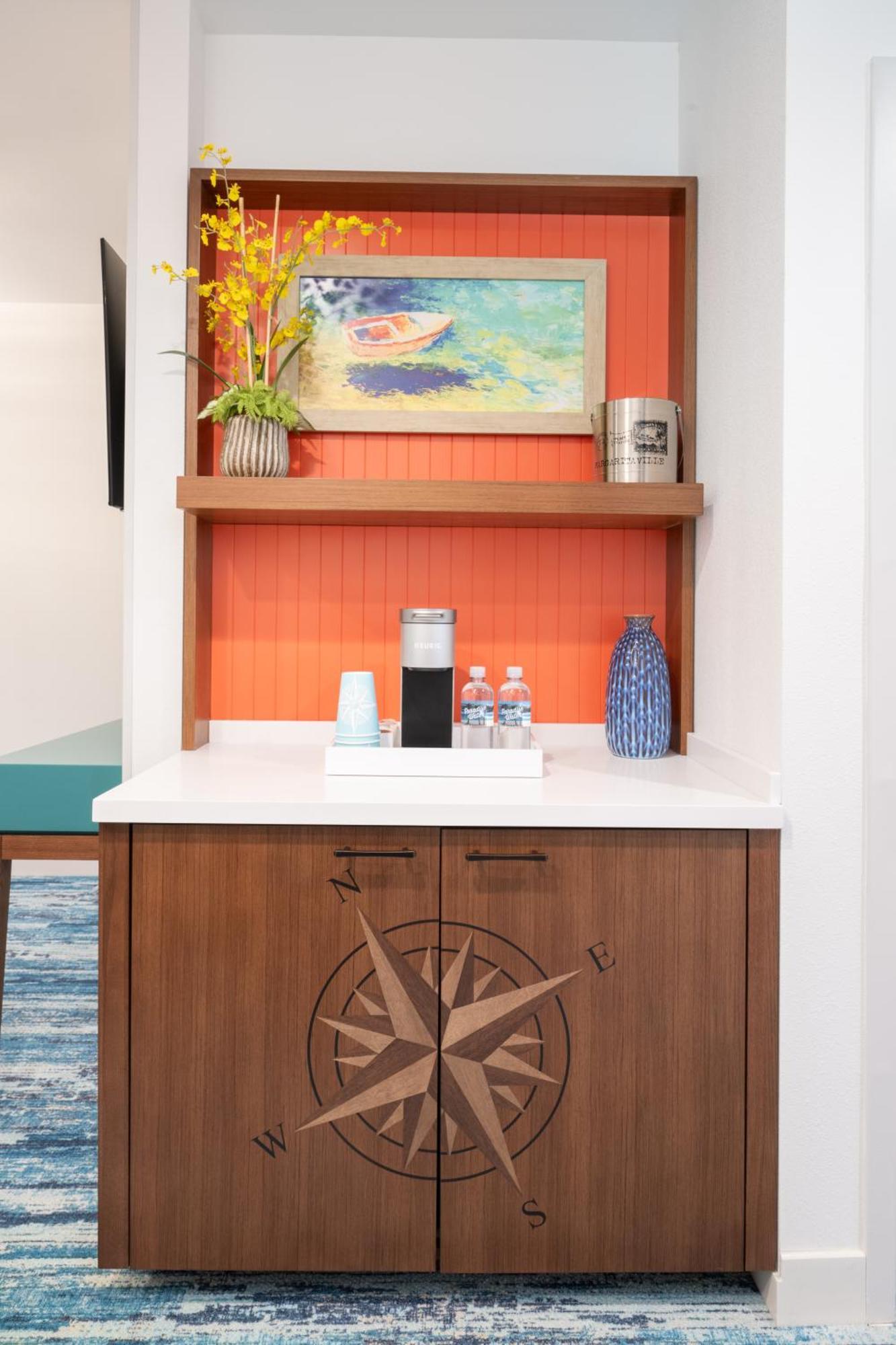 Compass By Margaritaville Hotel Пиджен Фордж Екстериор снимка